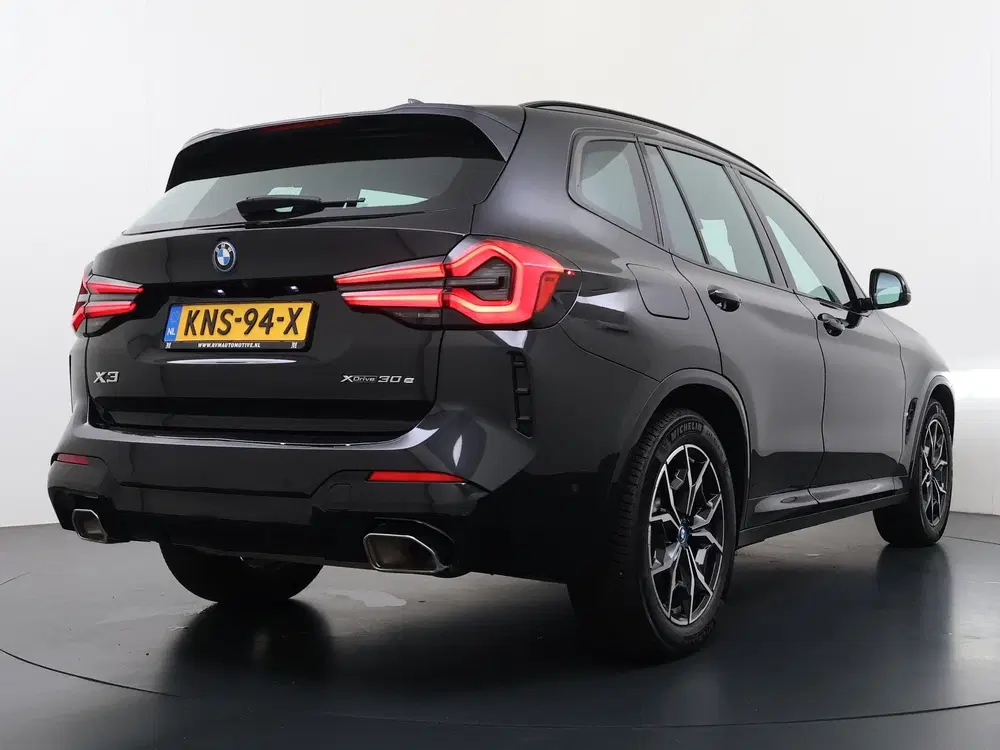 BMW X3 xDrive30e M-SPORT uit 2023, foto 8