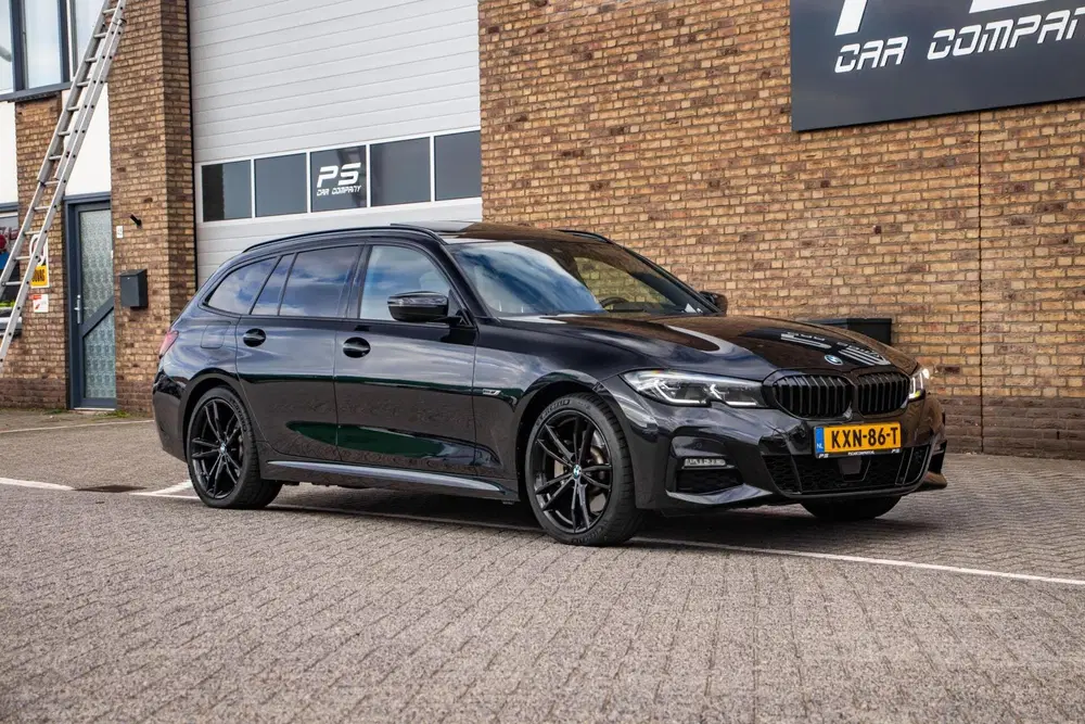 BMW 3-serie 330e M-Sport uit 2022, foto 8