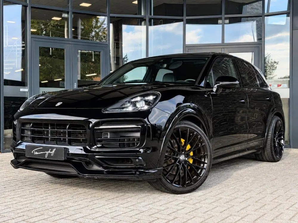 Porsche Cayenne 3.0 E-HYBRID uit 2020