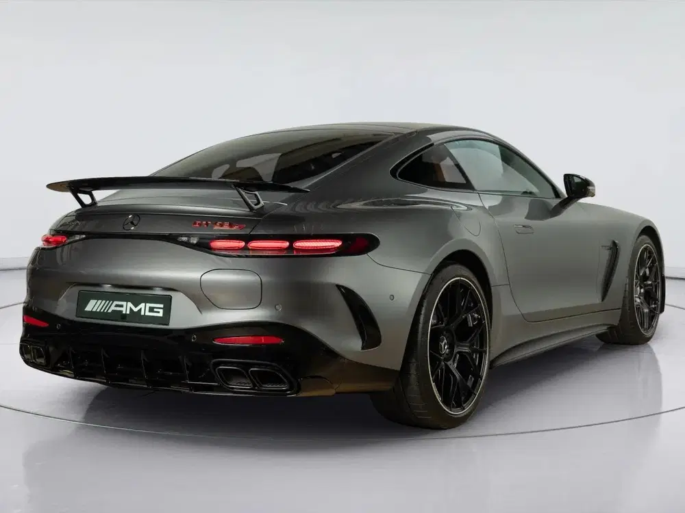 Mercedes-Benz AMG GT GT 63 S E Performance Night Edition uit 2026, foto 2