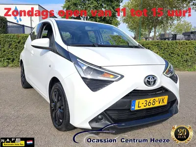 Toyota Aygo 1.0 VVT-i x-play uit 2021
