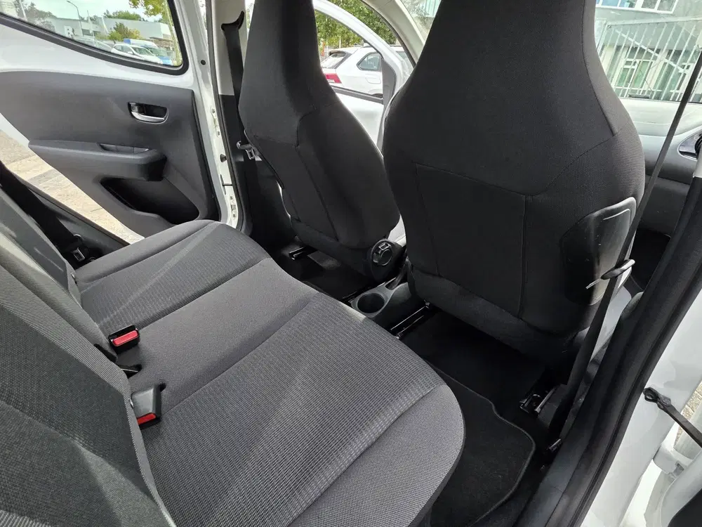 Toyota Aygo 1.0 VVT-i x-play uit 2021, foto 14