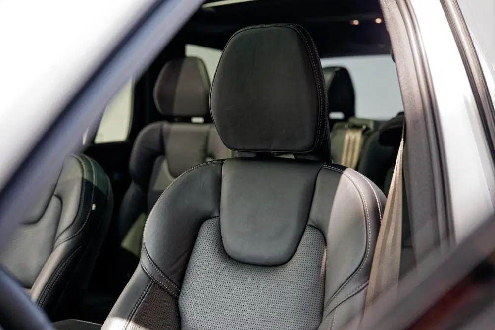 Volvo XC90 2.0 T8 AWD R-Design Longrange (€ 43.611 uit 2022, foto 7