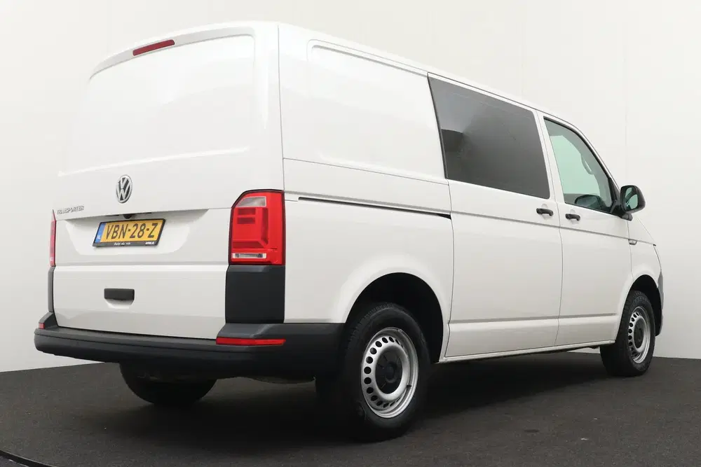 Volkswagen Transporter 2.0 TDI Highline Camera Betimmerd Par uit 2019, foto 2