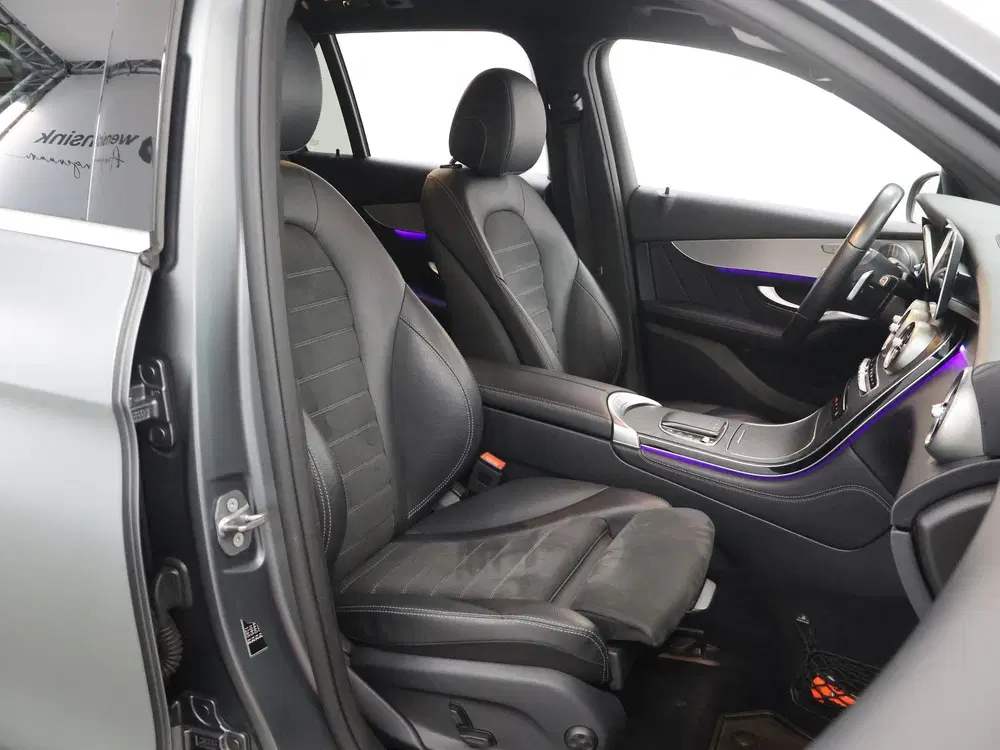 Mercedes-Benz GLC 200 Premium uit 2019, foto 10