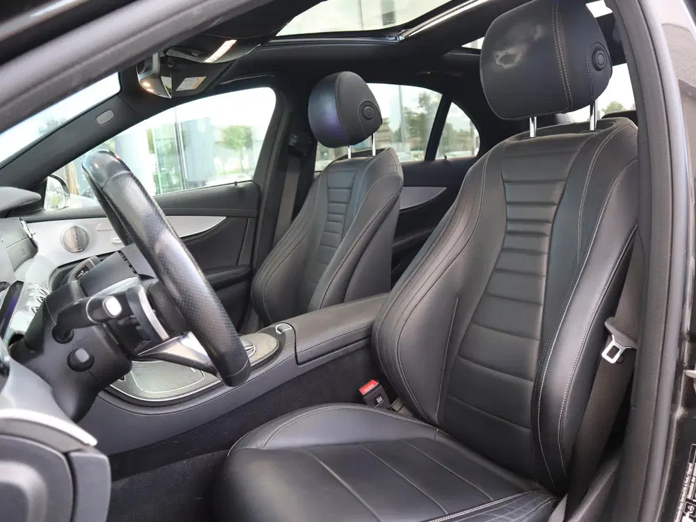 Mercedes-Benz E-Klasse 300 e AMG Line l Trekhaak l Panoramad uit 2023, foto 14