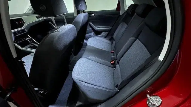 Volkswagen Polo 1.0 TSI R-Line benzine navigatie stoelverw uit 2024, foto 13
