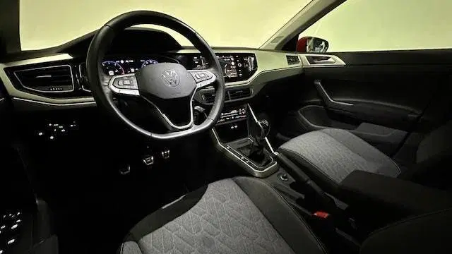 Volkswagen Polo 1.0 TSI R-Line benzine navigatie stoelverw uit 2024, foto 15
