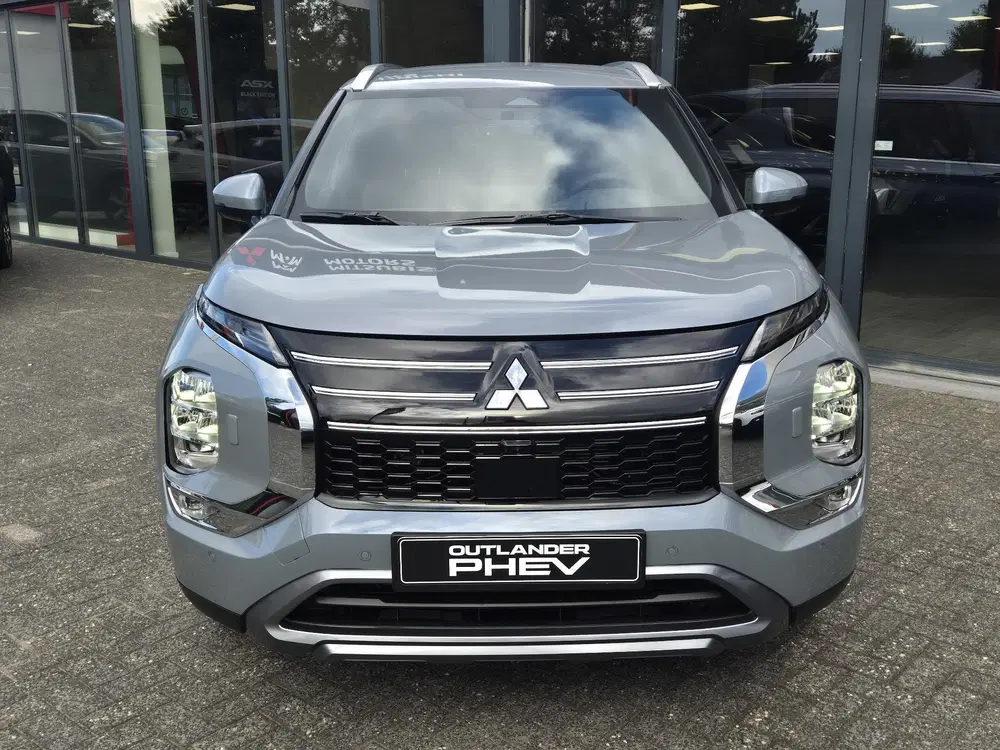 Mitsubishi Outlander 2.4 PHEV Intense+ uit 2026, foto 15