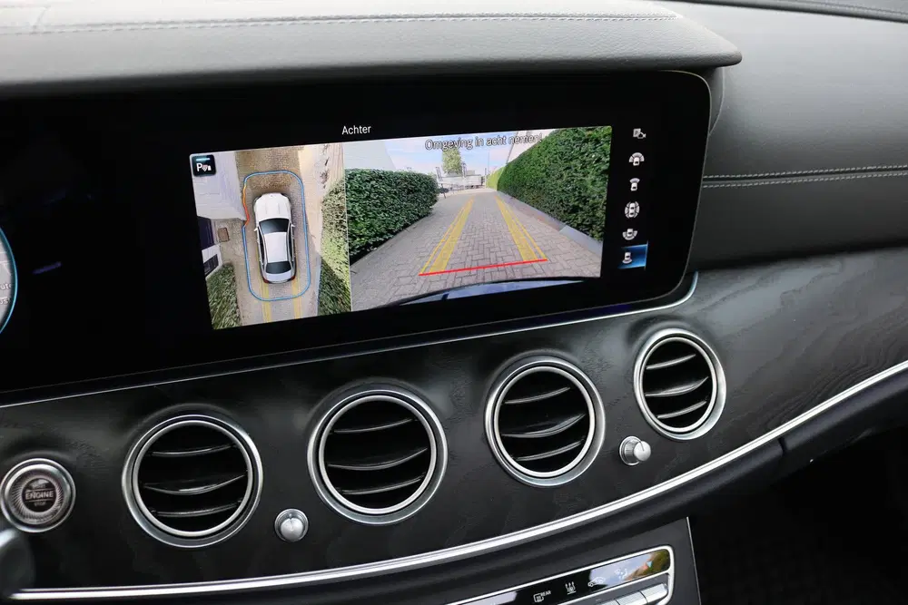 Mercedes-Benz E-Klasse 300 de 4 Matic AMG Line AMG Nightpakk uit 2022, foto 13
