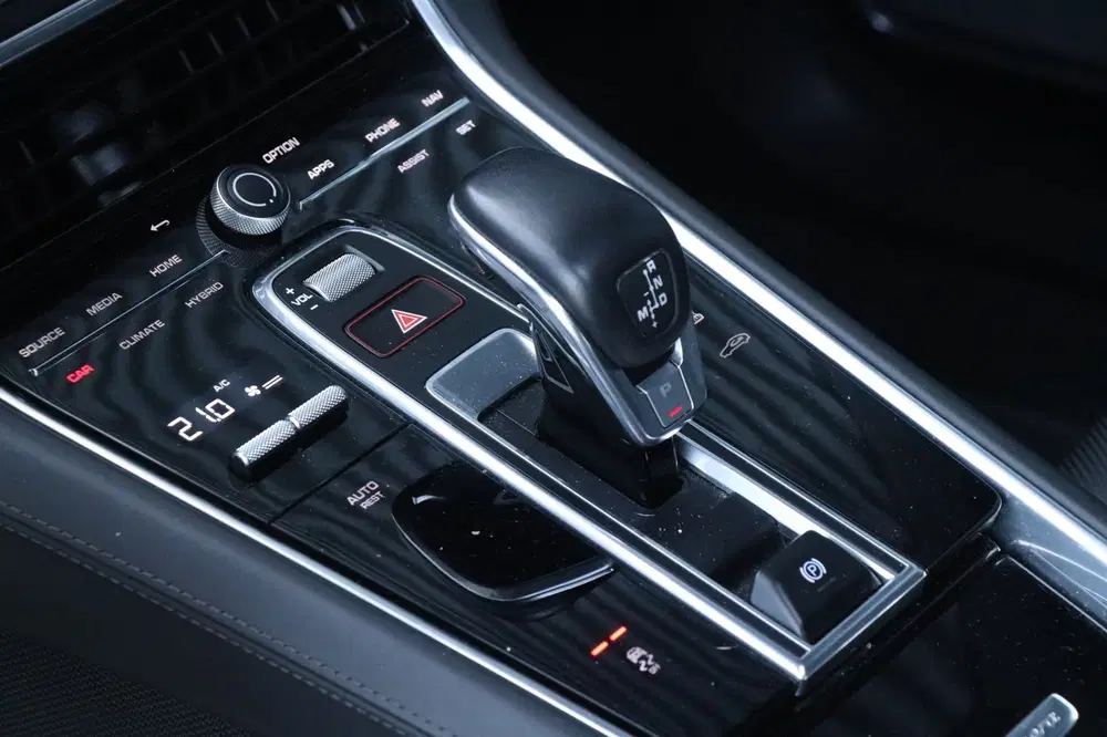 Porsche Panamera 2.9 4S E-Hybrid uit 2020, foto 15