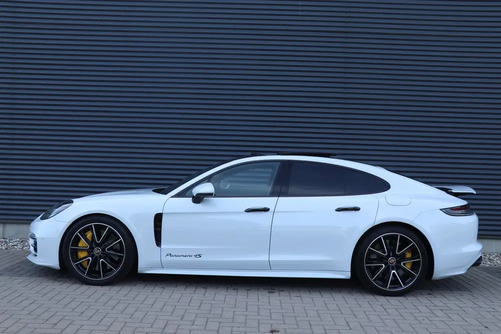 Porsche Panamera 2.9 4S E-Hybrid uit 2020, foto 2