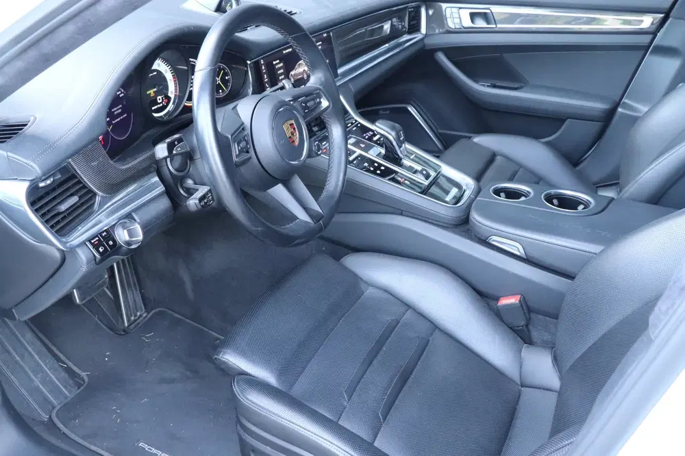 Porsche Panamera 2.9 4S E-Hybrid uit 2020, foto 4