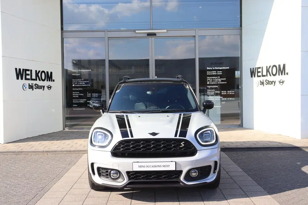 Mini Countryman Cooper SE ALL4 JCW Automaat uit 2023, foto 3