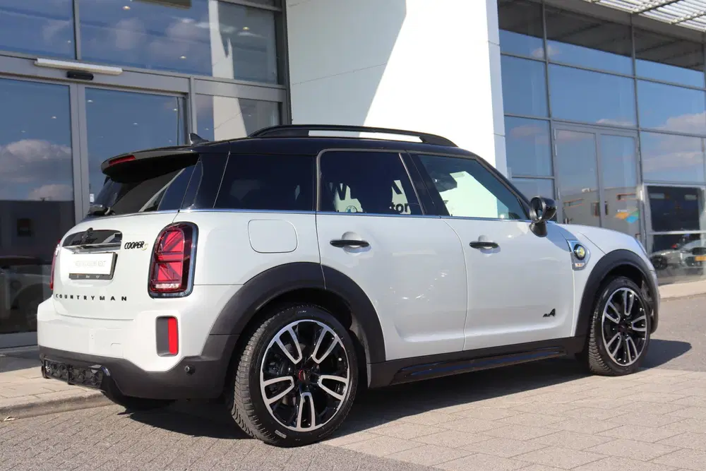 Mini Countryman Cooper SE ALL4 JCW Automaat uit 2023, foto 8
