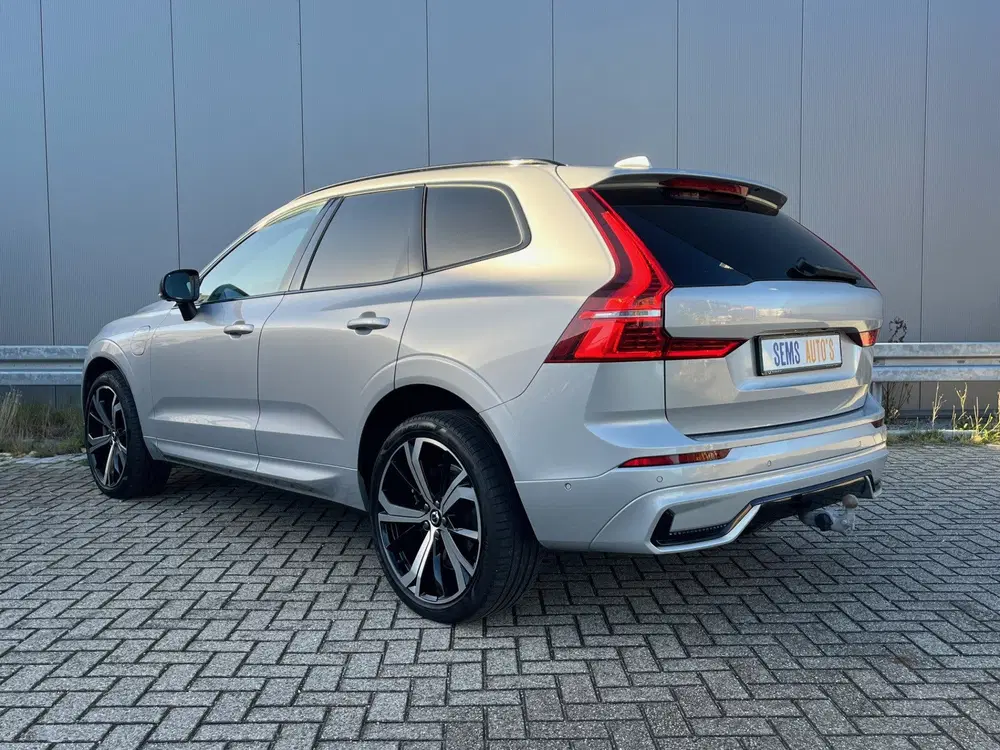 Volvo XC60 2.0 T8 Plug-in hybrid AWD Pano uit 2023, foto 3
