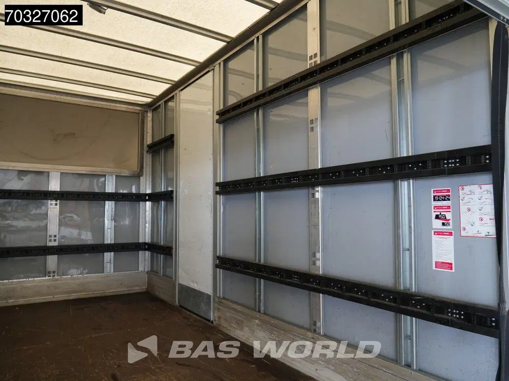 Iveco Daily 3.0L Laadklep Zijdeur Dubbellucht Bakwagen uit 2022, foto 10