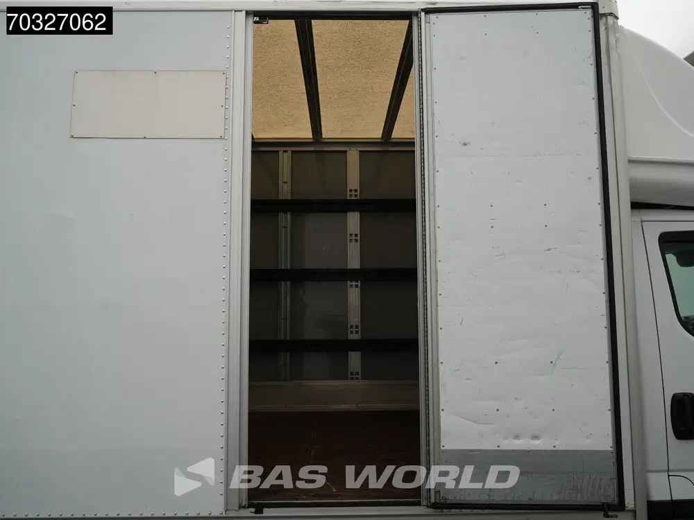 Iveco Daily 3.0L Laadklep Zijdeur Dubbellucht Bakwagen uit 2022, foto 12