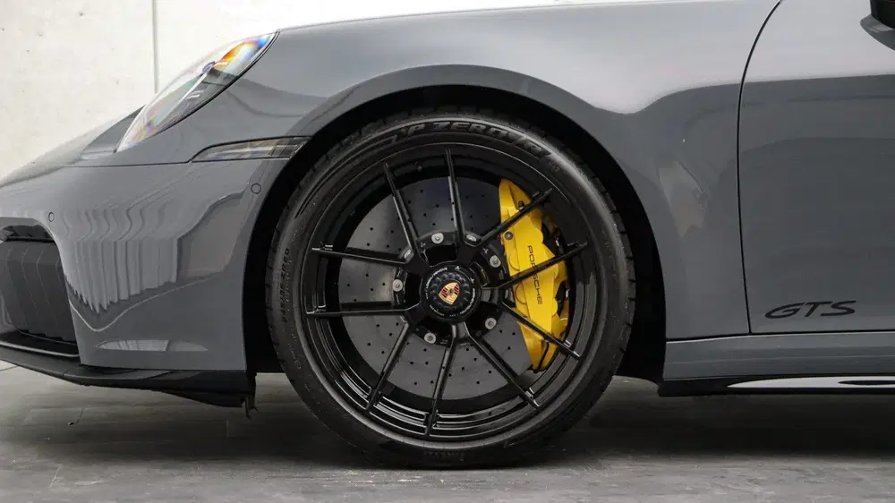 Porsche 911 992.2 Targa 4 GTS uit 2025, foto 6