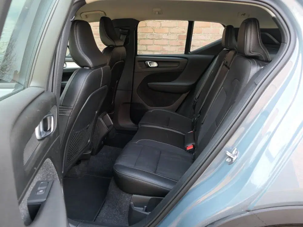 Volvo XC40 1.5 T3 AUT Momentum Pro 12MND garantie uit 2019, foto 7