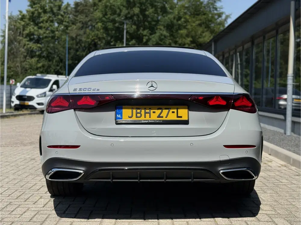 Mercedes-Benz E-Klasse 300 de AMG Line Pano Hyperscreen uit 2024, foto 3
