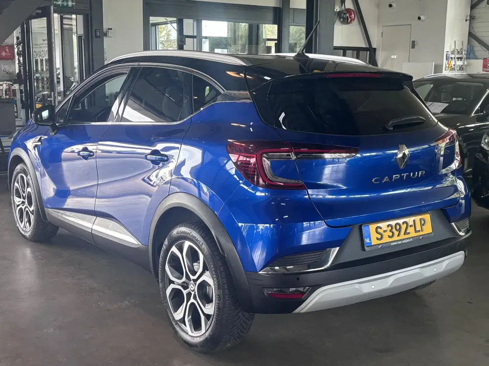 Renault Captur 1.3 TCe 140 R.S. Line uit 2022, foto 3