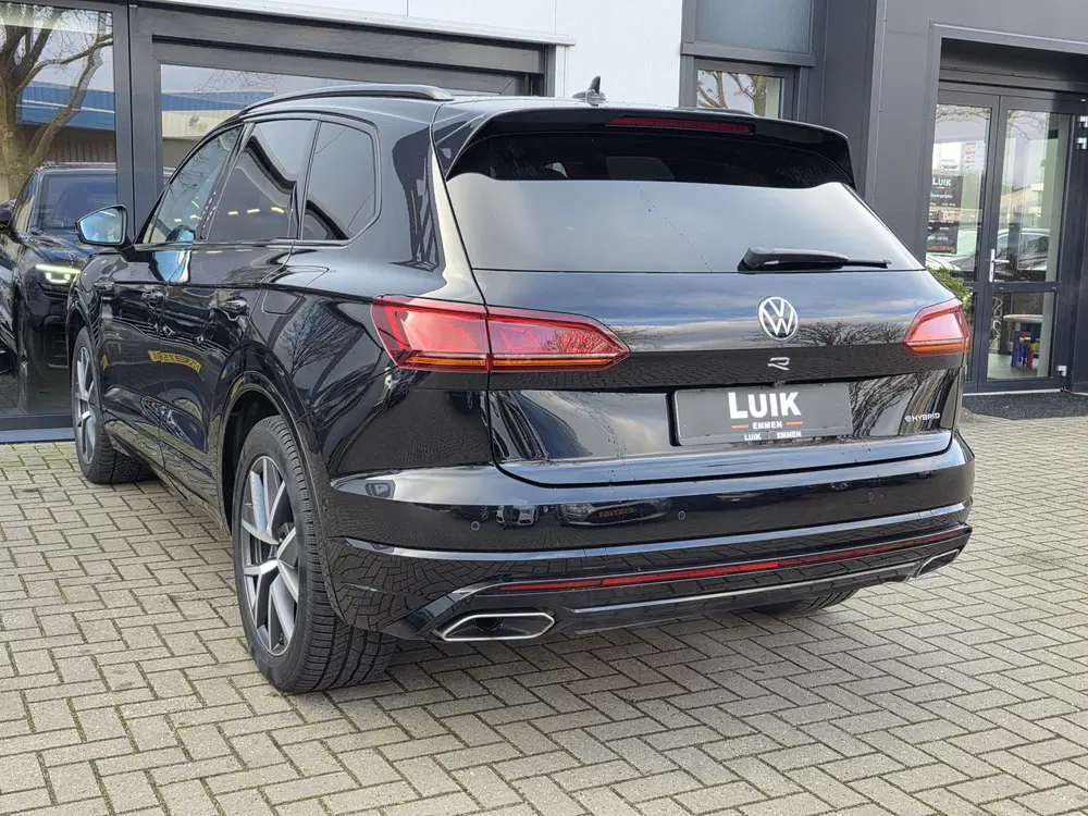 Volkswagen Touareg 3.0 TSi 4MOTION R + PANO DAK + LED + TREK uit 2020, foto 8