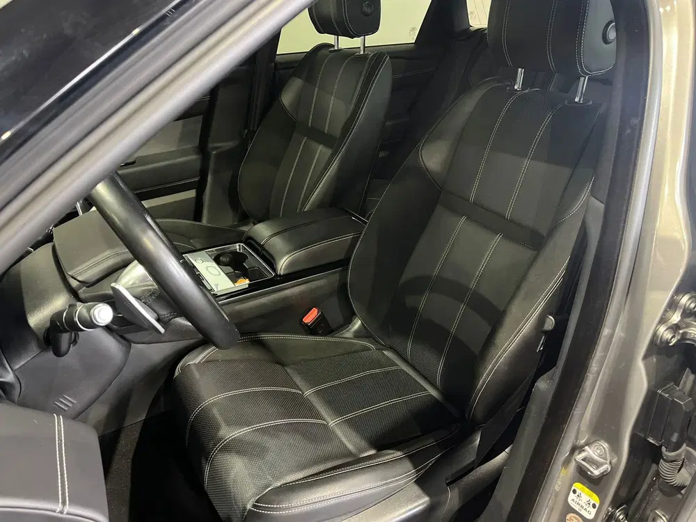 Land Rover Range Rover Velar 2.0 P300 Turbo AWD R-Dynamic HS uit 2019, foto 14