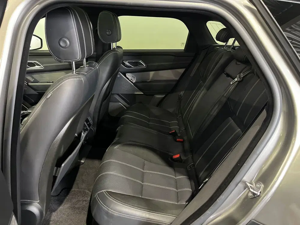 Land Rover Range Rover Velar 2.0 P300 Turbo AWD R-Dynamic HS uit 2019, foto 15