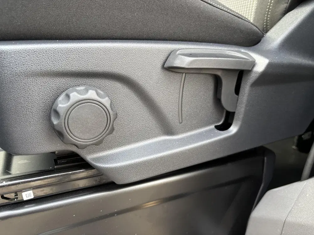 Volkswagen Transporter 32 L1H1 Life 64 kWh Autom uit 2025, foto 10
