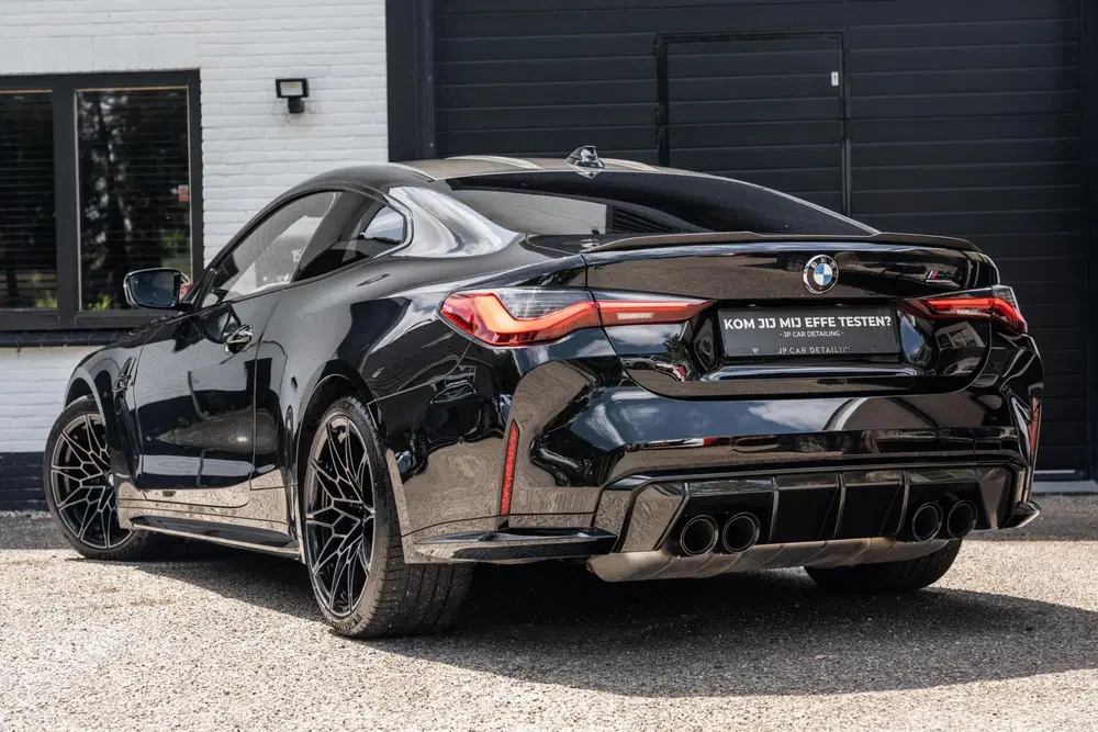 BMW 4-serie 4-serie Coupé M4 Competition Laser Carbon uit 2021, foto 4