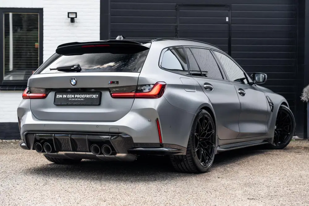 BMW 3-serie M3 Touring xDrive Competition Carbon Track uit 2023, foto 7