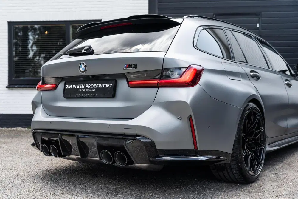 BMW 3-serie M3 Touring xDrive Competition Carbon Track uit 2023, foto 9