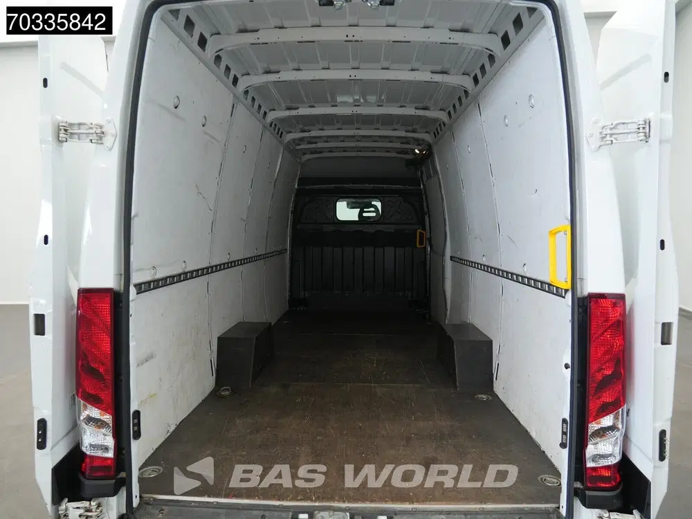 Iveco Daily Automaat 160PK L3H2 AC uit 2024, foto 11