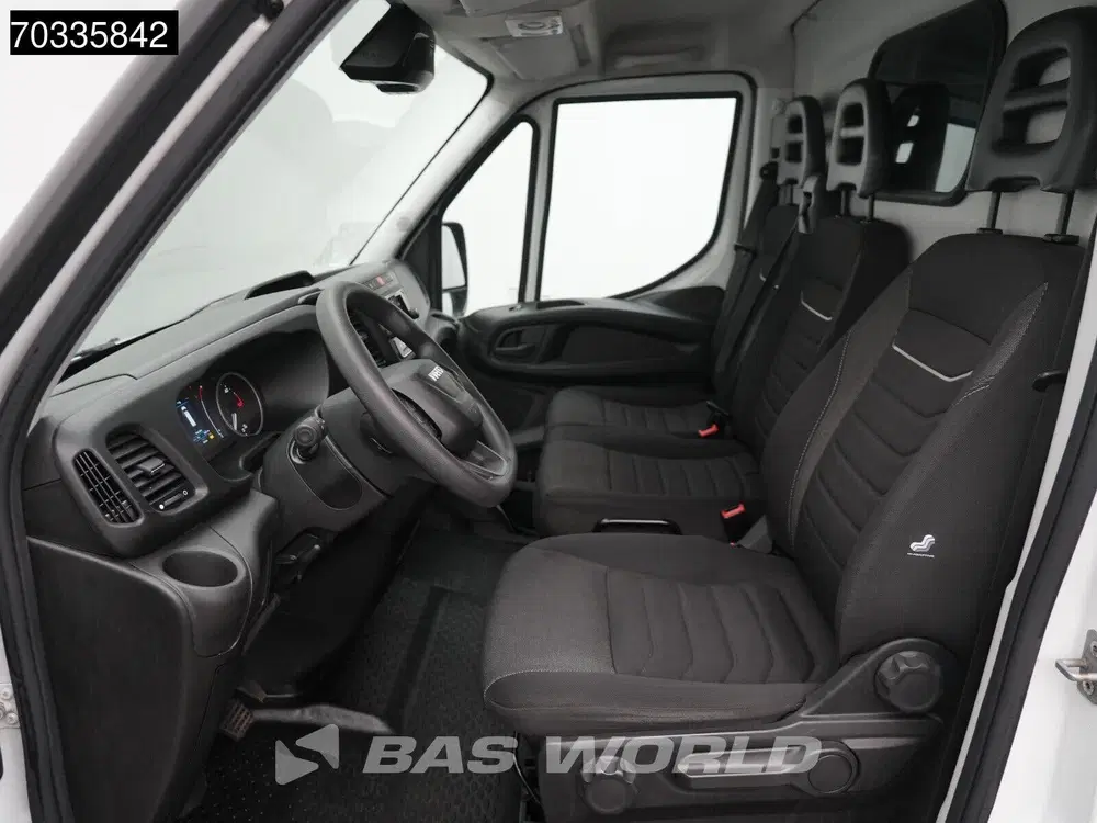 Iveco Daily Automaat 160PK L3H2 AC uit 2024, foto 14