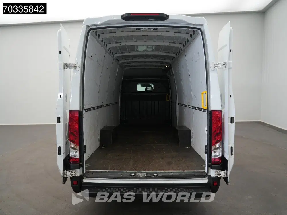 Iveco Daily Automaat 160PK L3H2 AC uit 2024, foto 8