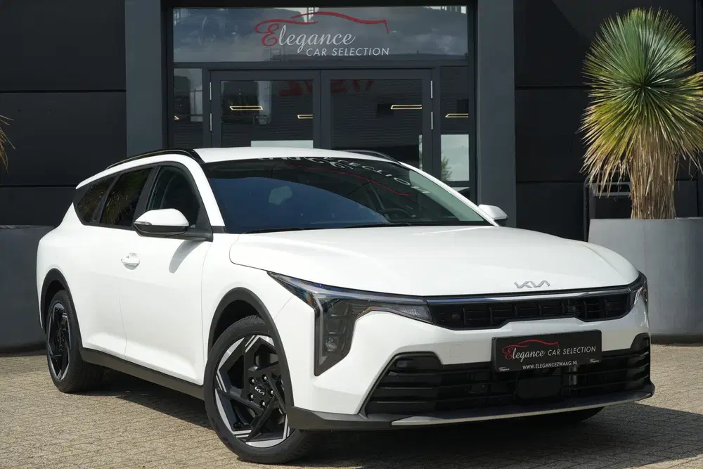 Kia K4 1.6 T-GDi MHEV GT-Line Launch Edition uit 2026, foto 8