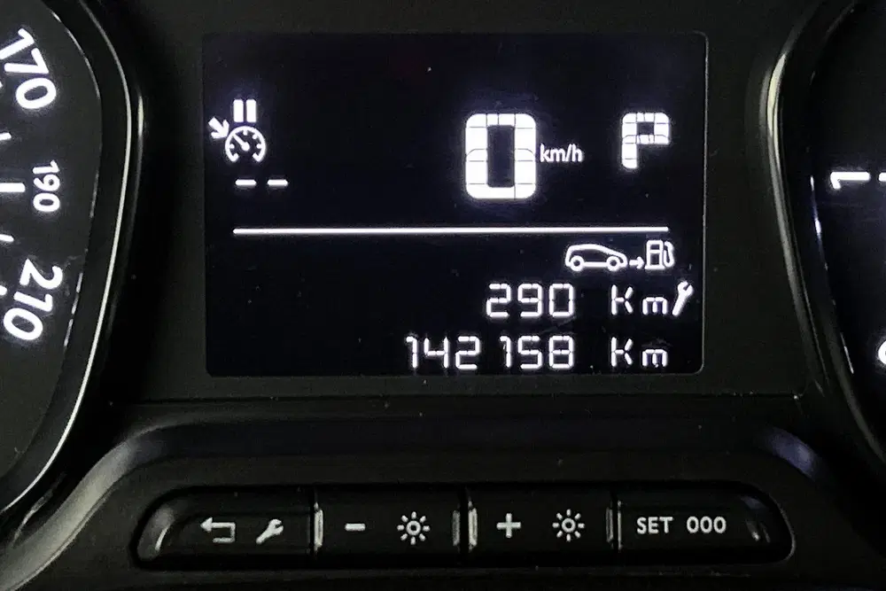 Citroën Jumpy 2.0 HDI 180 XL Automaat L3 uit 2022, foto 3