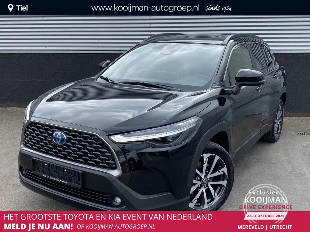 Toyota Corolla Cross Hybrid 200 Style edition Panoramadak uit 2024