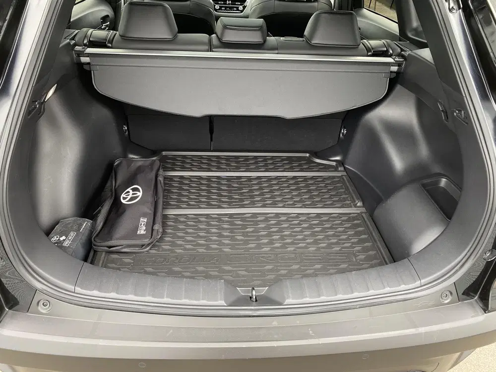 Toyota Corolla Cross Hybrid 200 Style edition Panoramadak uit 2024, foto 11
