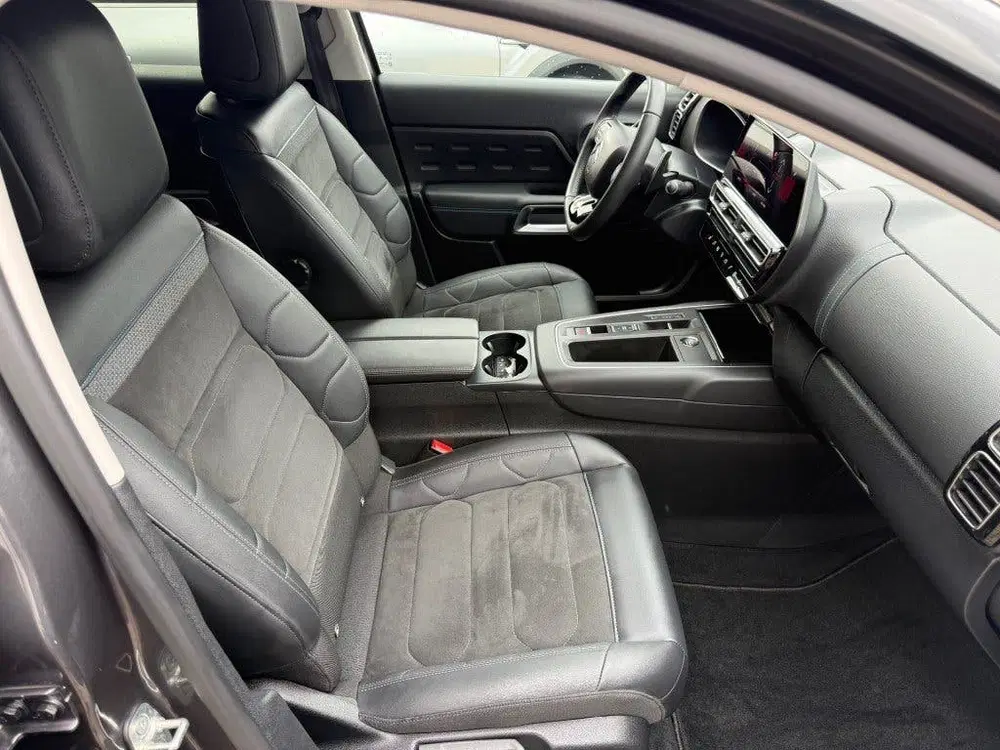 Citroën C5 Aircross Citroen C5 AIRCROSS Aircross 1.2 HYBRID 13 uit 2024, foto 12