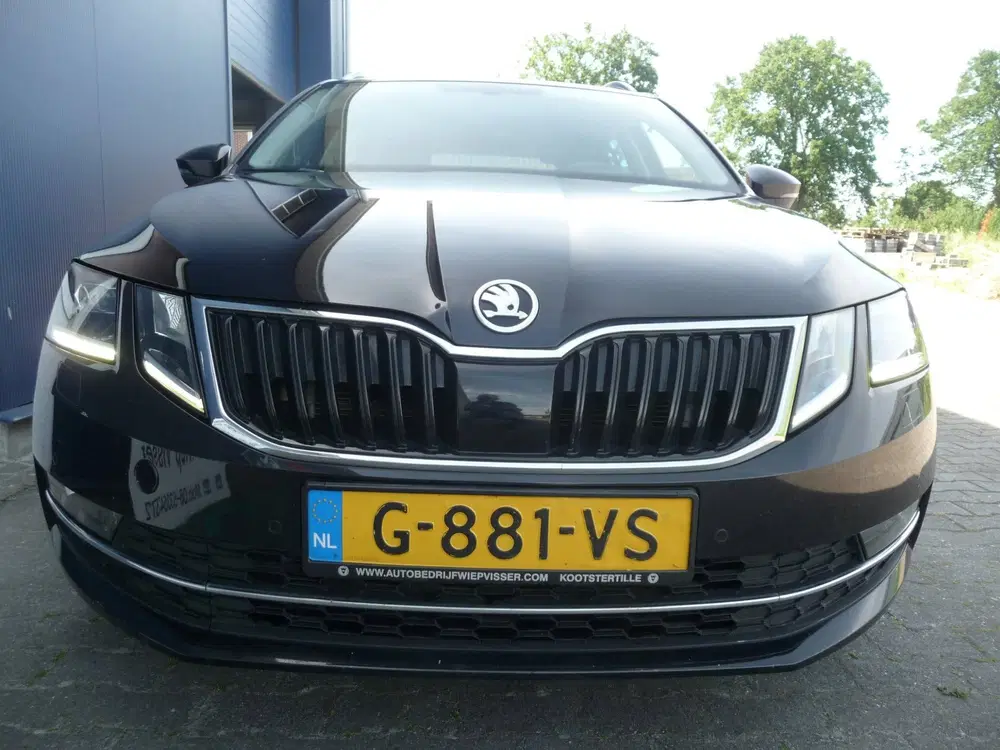 Skoda Octavia 1.6 TDI Clever led en leder uit 2020, foto 4