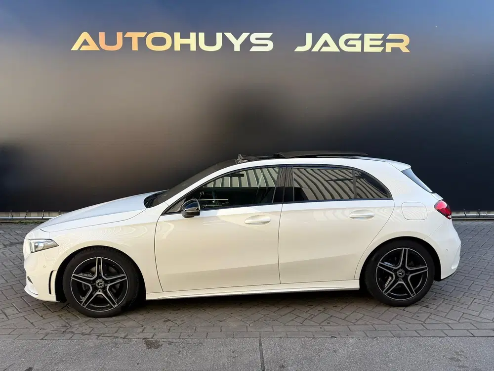 Mercedes-Benz A-Klasse 180 Business Solution AMG Night Upgra uit 2019, foto 4