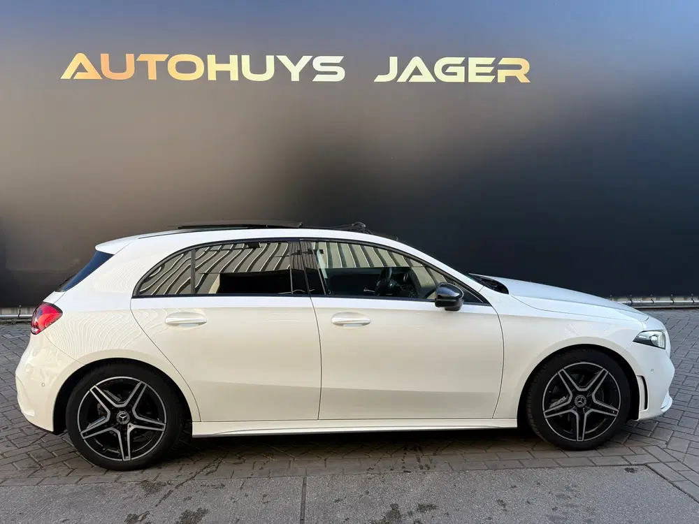 Mercedes-Benz A-Klasse 180 Business Solution AMG Night Upgra uit 2019, foto 7