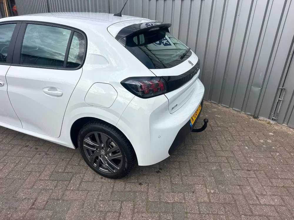 Peugeot 208 1.5 BlueHDi Blue Lease Active uit 2021, foto 3