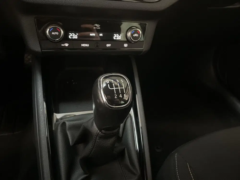 Skoda Kamiq 1.0 TSI 110pk Ambition Parkeersensoren Cli uit 2022, foto 9