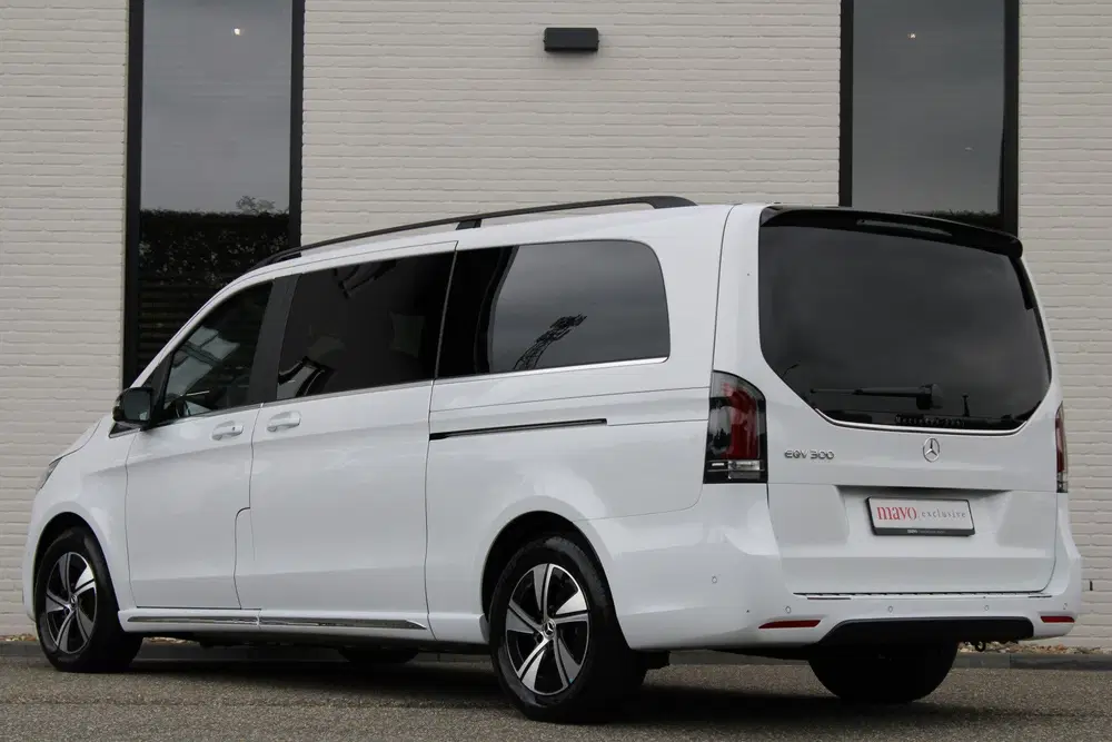 Mercedes-Benz EQV 300 L3 uit 2026, foto 10