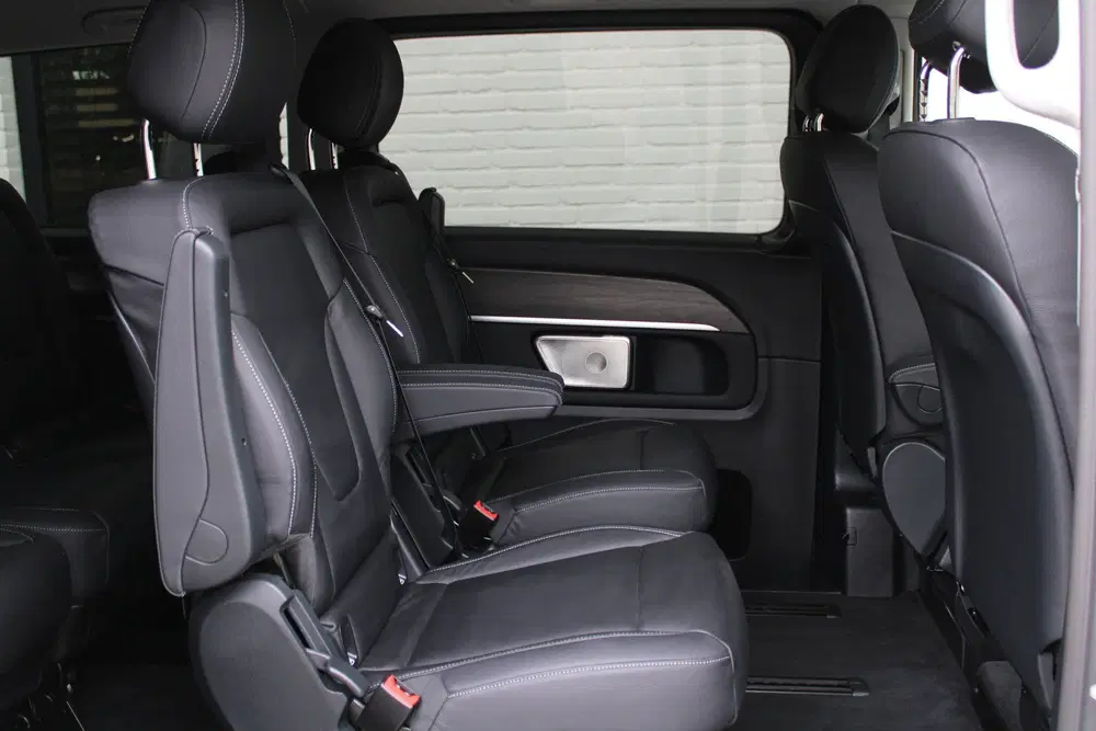 Mercedes-Benz EQV 300 L3 uit 2026, foto 11
