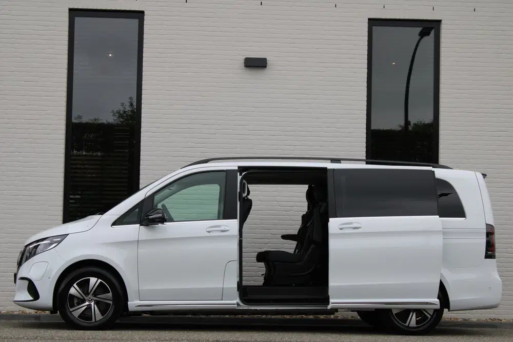 Mercedes-Benz EQV 300 L3 uit 2026, foto 14
