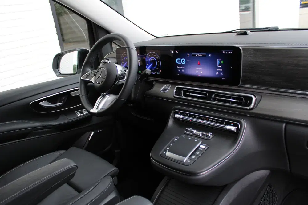 Mercedes-Benz EQV 300 L3 uit 2026, foto 3